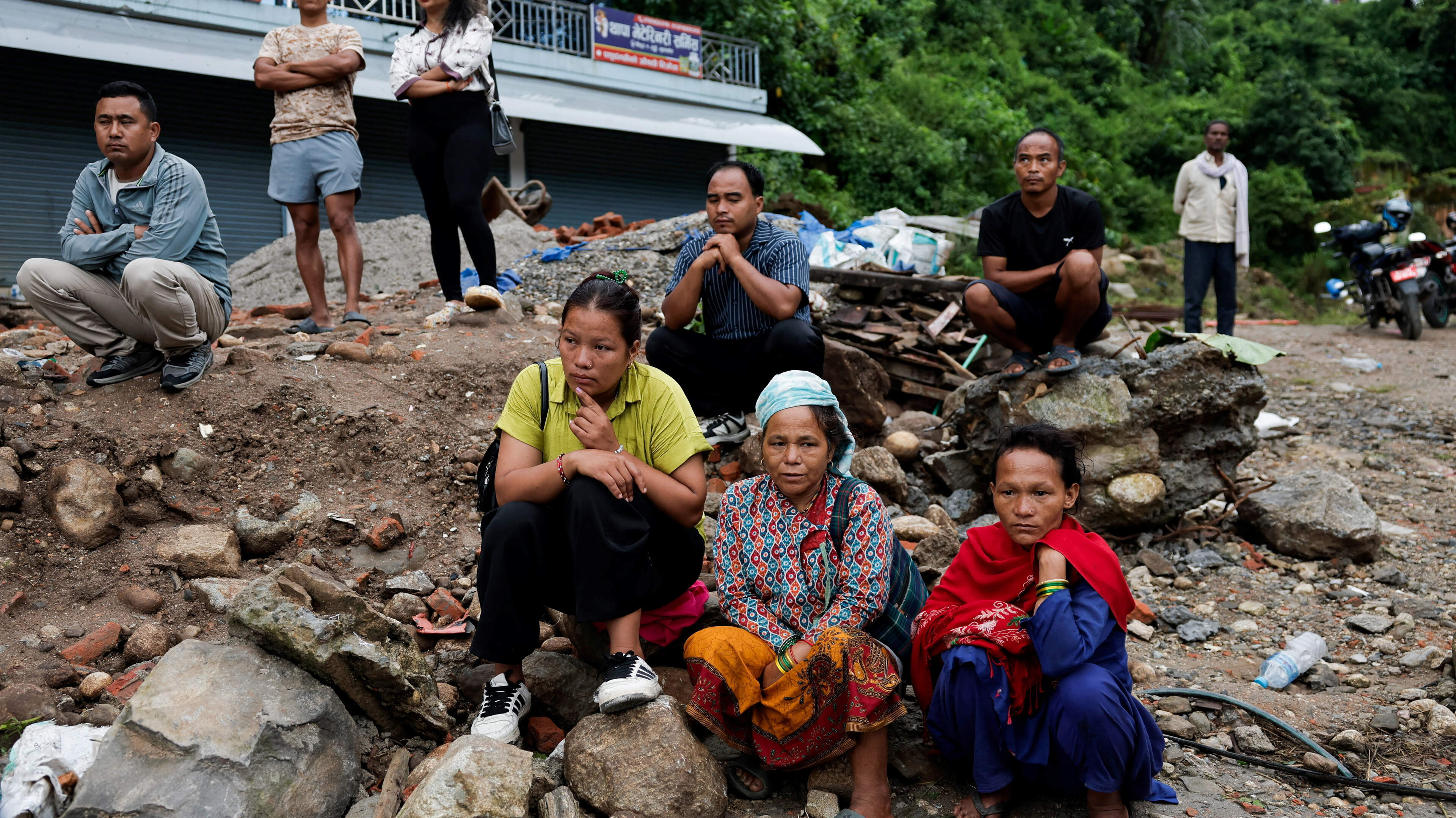 What triggered Nepal flash floods? Glacier collapse so powerful it registered as an earthquake